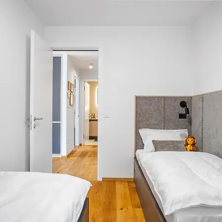 West Alpine In&out Apartman